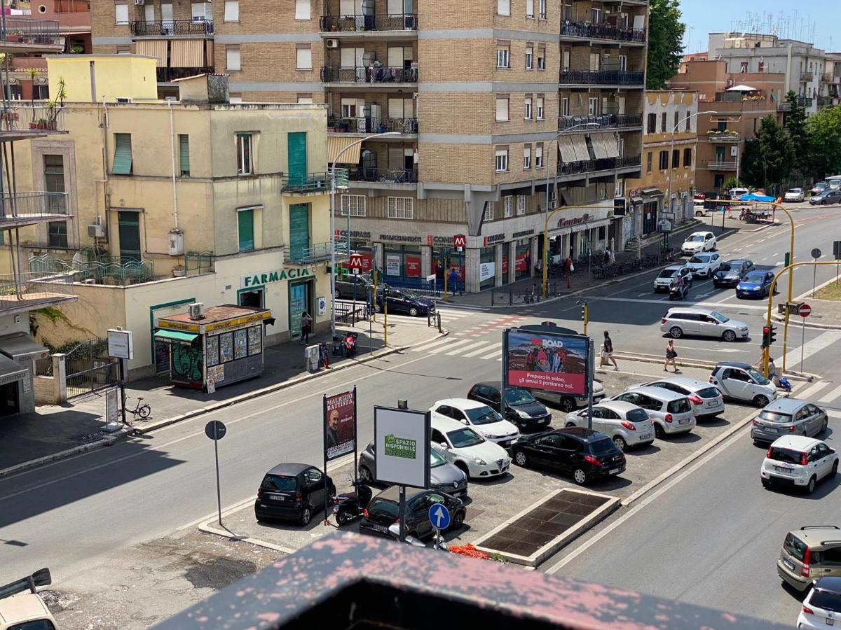The Italian House In Rome A Pochi Passi Dalla Metro A Dış mekan fotoğraf